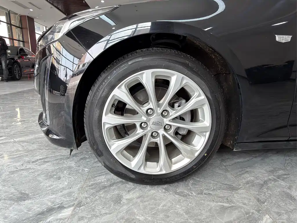 Cadillac Cadillac CT5 2022 28T Luxury 2023 - thumbnail 9
