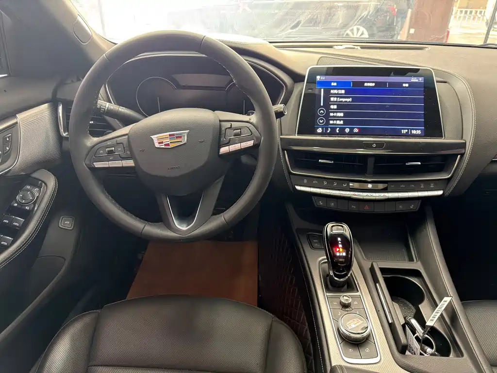 Cadillac Cadillac CT5 2022 28T Luxury 2023 - thumbnail 15