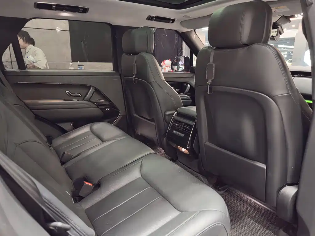 Land Rover Range Rover Sport 2023 400PS Dynamic SE 2023 - thumbnail 21