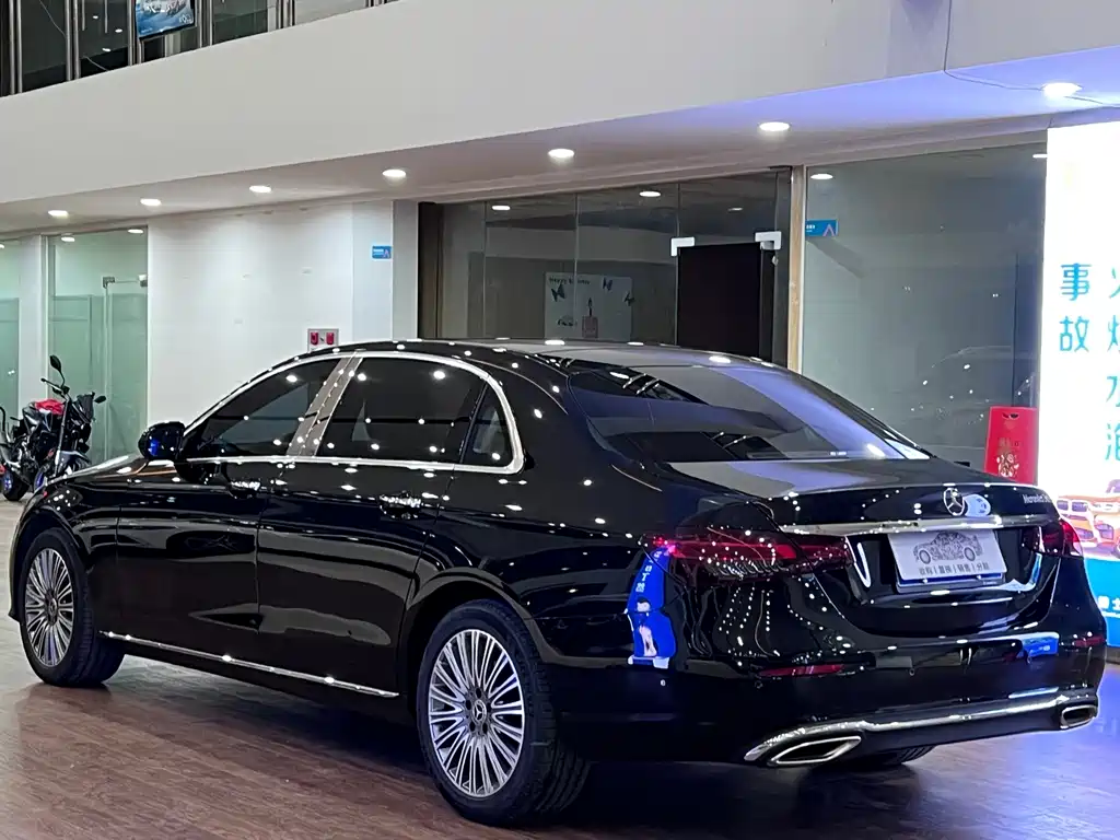 Mercedes-Benz Mercedes-Benz E-Class 2023 E 300 L Fashion Edition 2023 - thumbnail 4