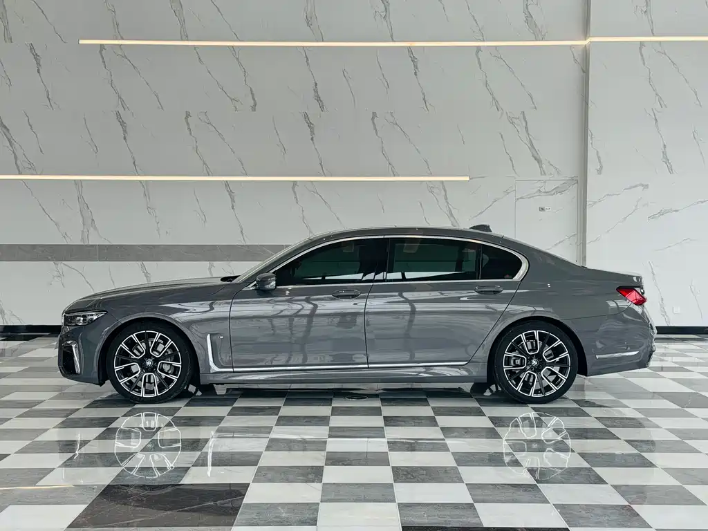 BMW BMW 7 Series 2019 Model Year Facelift 730Li M Sport Package 2020 - thumbnail 3