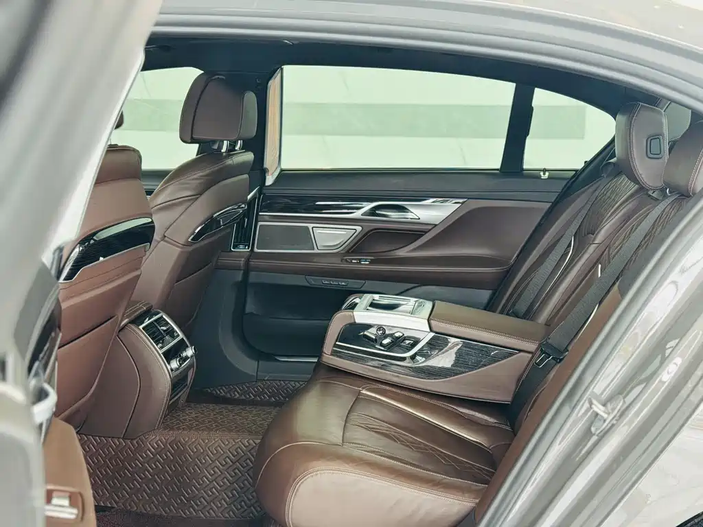 BMW BMW 7 Series 2019 Model Year Facelift 730Li M Sport Package 2020 - thumbnail 14