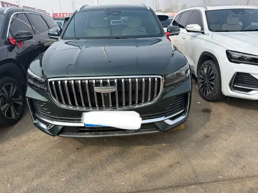 Geely Auto Geely Xingyue L 2025 Edition Dongfang Yao 2.0TD Automatic揽Star Version  Note: The "揽Star" (Lanxing) literally means "star-grabbing" but in this context it's likely referring to the "Automatic" transmission version with a star-themed trim/package. A more natural English translation would be:  Geely Xingyue L 2025 Edition Dongfang Yao 2.0TD Automatic Star Version 2024 - thumbnail 2