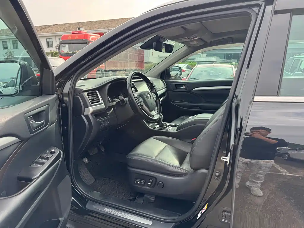 Toyota Toyota Highlander 2018 2.0T AWD Premium Edition 7-seater China VI 2020 - thumbnail 4