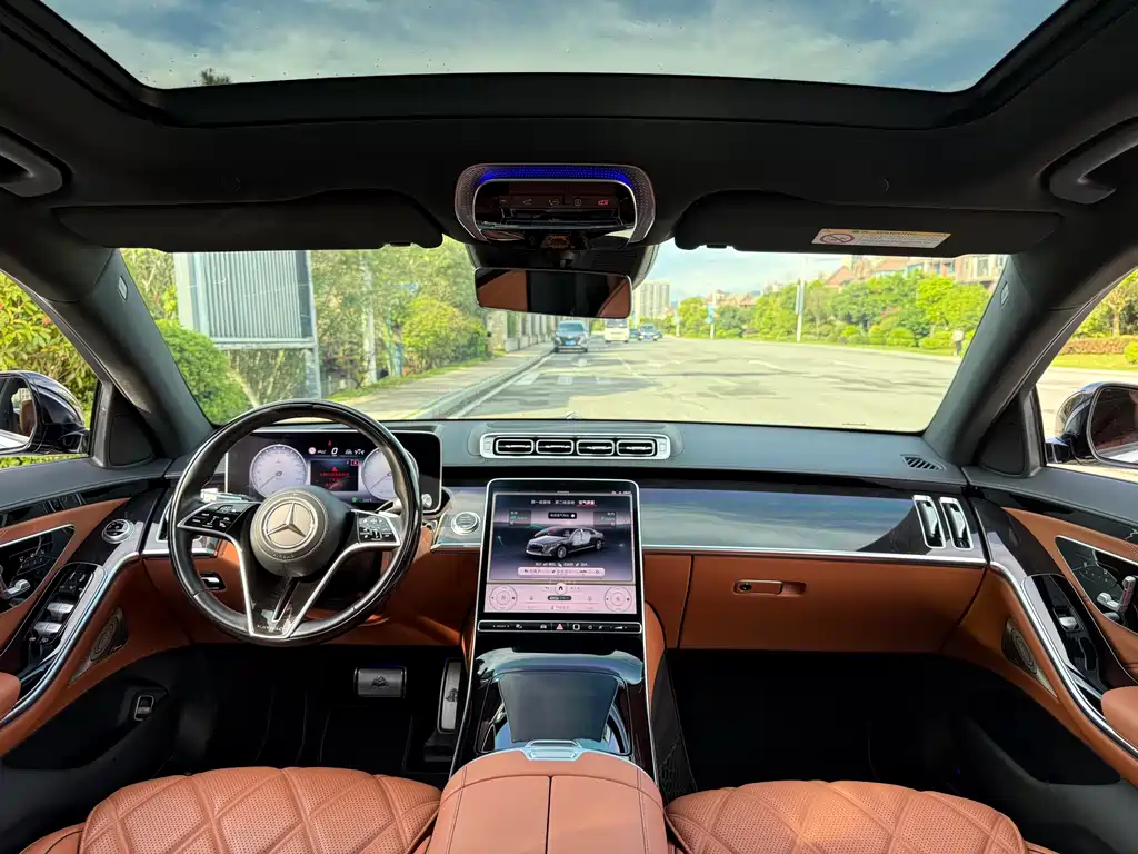 Mercedes-Benz Maybach S-Class 2022 S 480 4MATIC Intelligent Excellence Special Edition 2022 - thumbnail 14