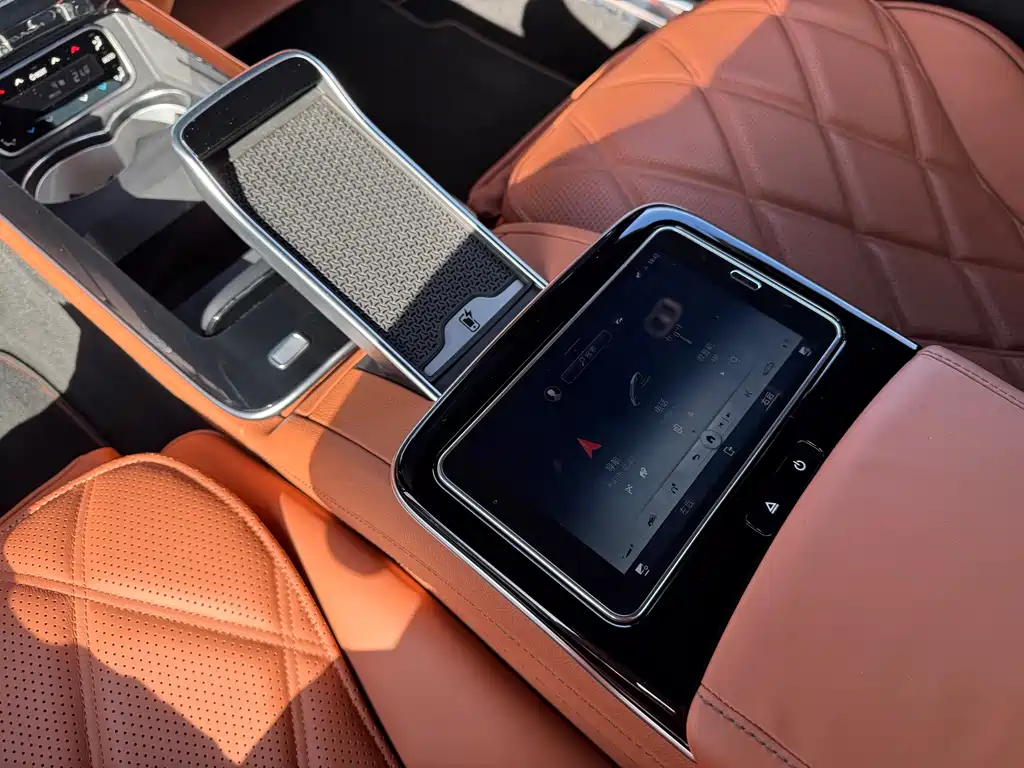 Mercedes-Benz Maybach S-Class 2022 S 480 4MATIC Intelligent Excellence Special Edition 2022 - thumbnail 20