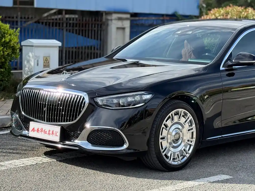 Mercedes-Benz Maybach S-Class 2022 S 480 4MATIC Intelligent Excellence Special Edition 2022 - thumbnail 25
