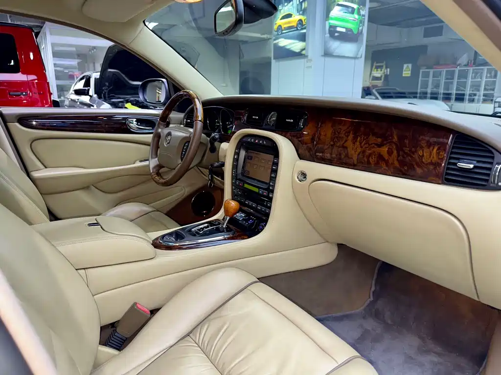Jaguar Jaguar XJ 2007 XJ8L 4.2 RWD Long Wheelbase 2006 - thumbnail 21