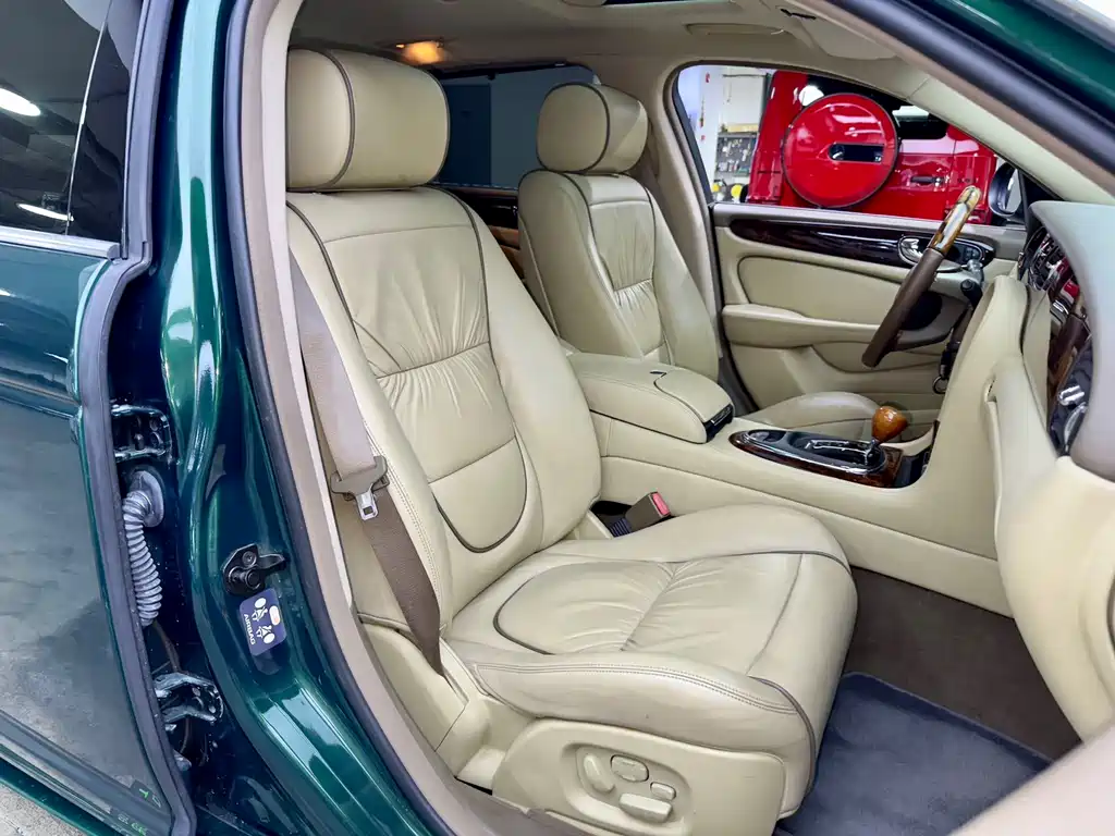 Jaguar Jaguar XJ 2007 XJ8L 4.2 RWD Long Wheelbase 2006 - thumbnail 24