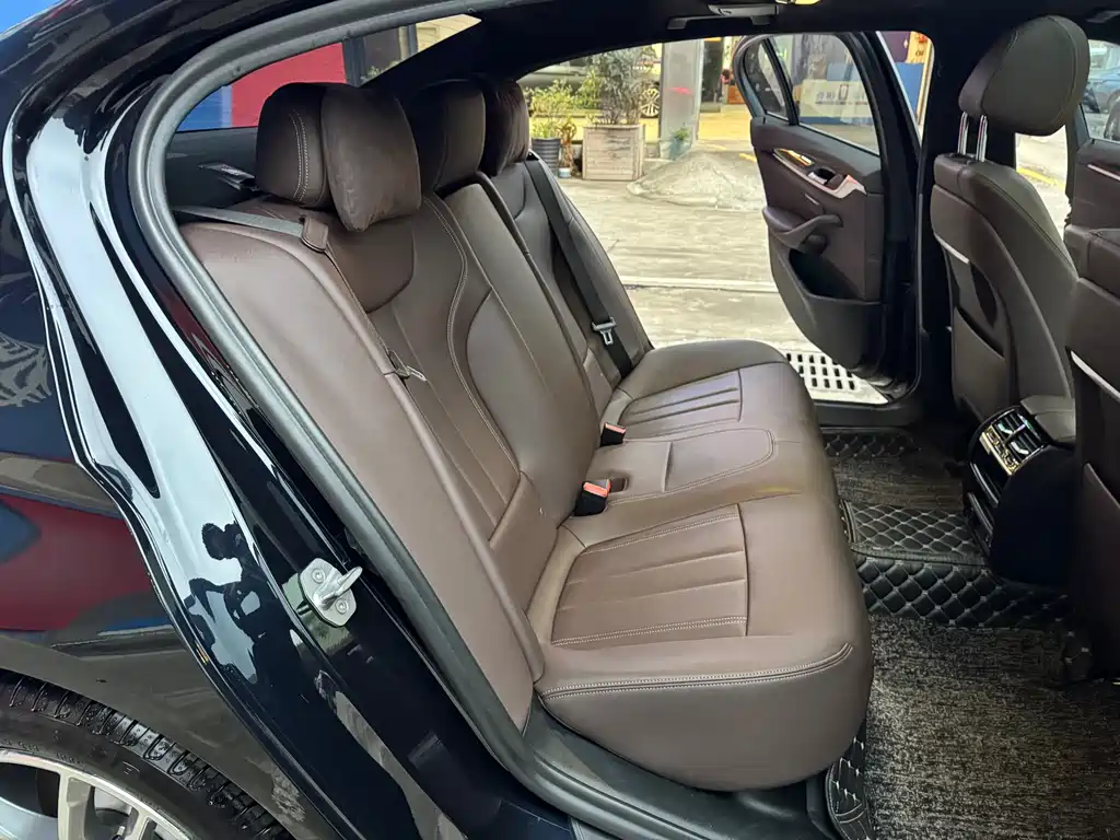 BMW BMW 5 Series 2020 525Li M Sport Package 2020 - thumbnail 15