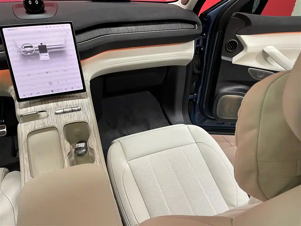 NIO NIO ES7 2024 75kWh 2024 - thumbnail 11