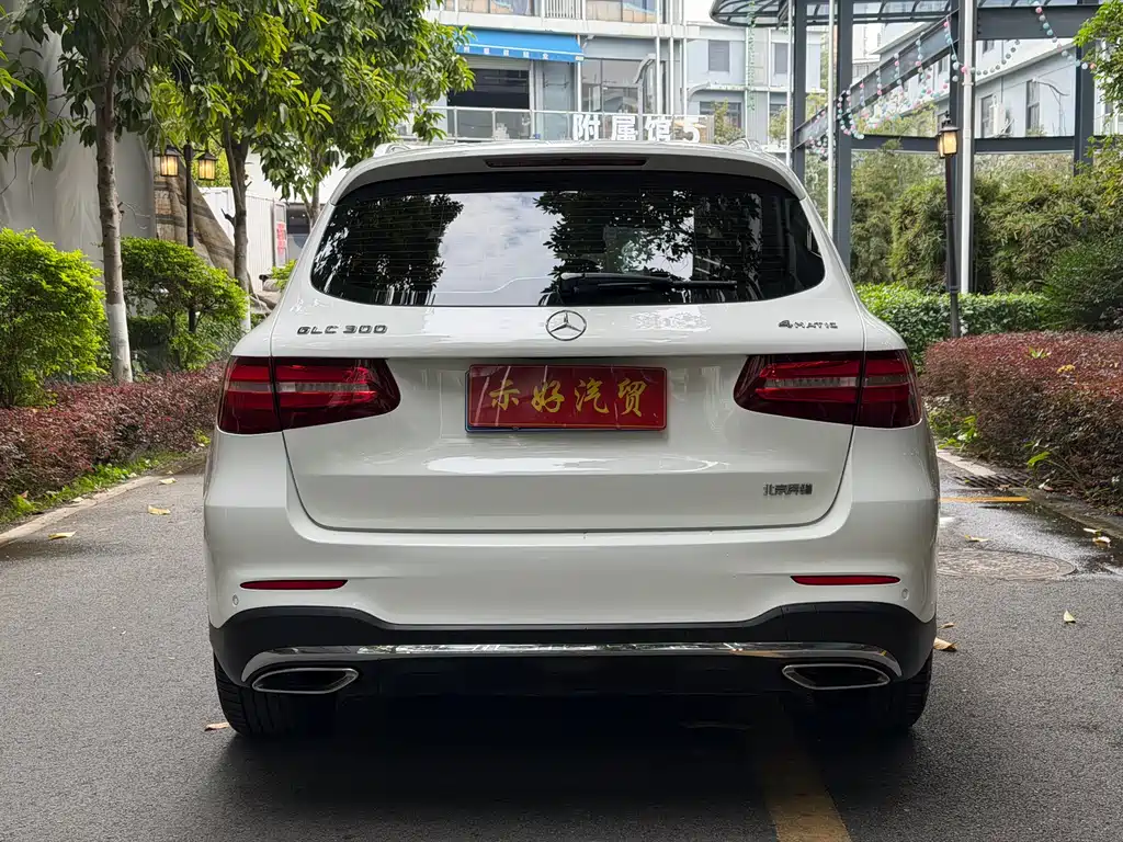 Mercedes-Benz Mercedes-Benz GLC 2018 Facelift GLC 300 4MATIC Sport Edition 2018 - thumbnail 4