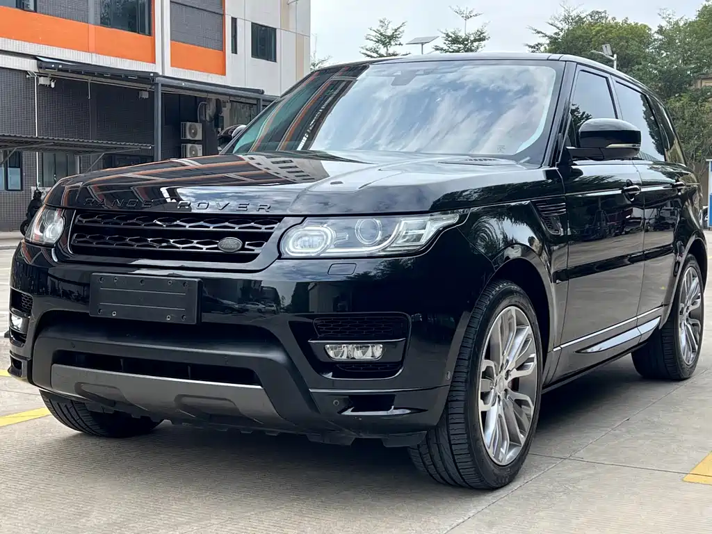 Land Rover Range Rover Sport 2017 3.0 SC V6 Dynamic SE Distinguished Edition 2018 - thumbnail 2