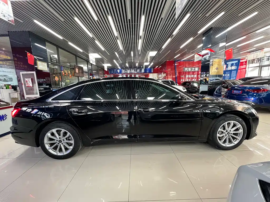 Audi Audi A6L 2023 40 TFSI Luxury Elegant Model 2022 - thumbnail 4