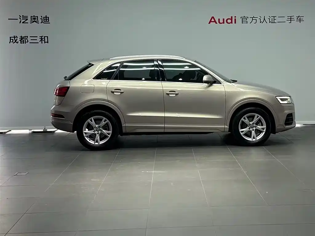 Audi Audi Q3 2018 30th Anniversary Edition 30 TFSI Fashion Model 2019 - thumbnail 3