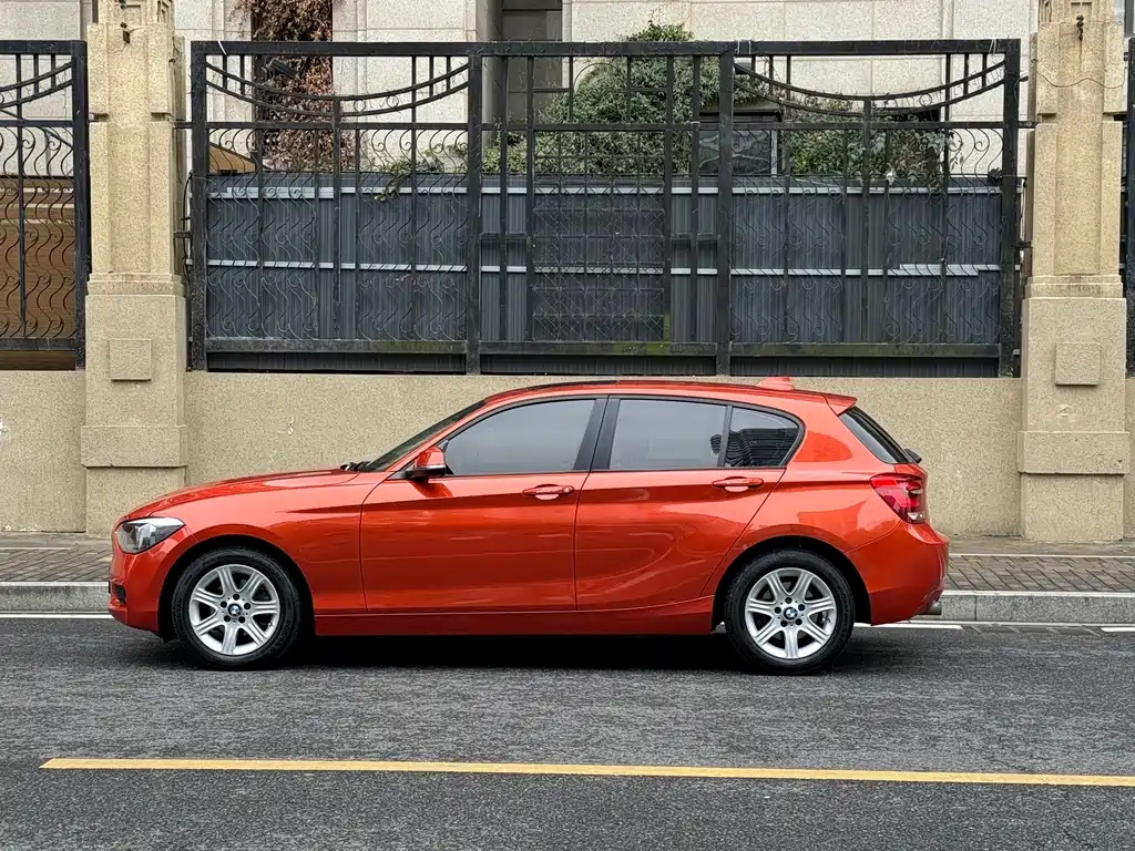 BMW BMW 1 Series Import 2013 Model Facelift 116i Leading Edition 2014 - thumbnail 2