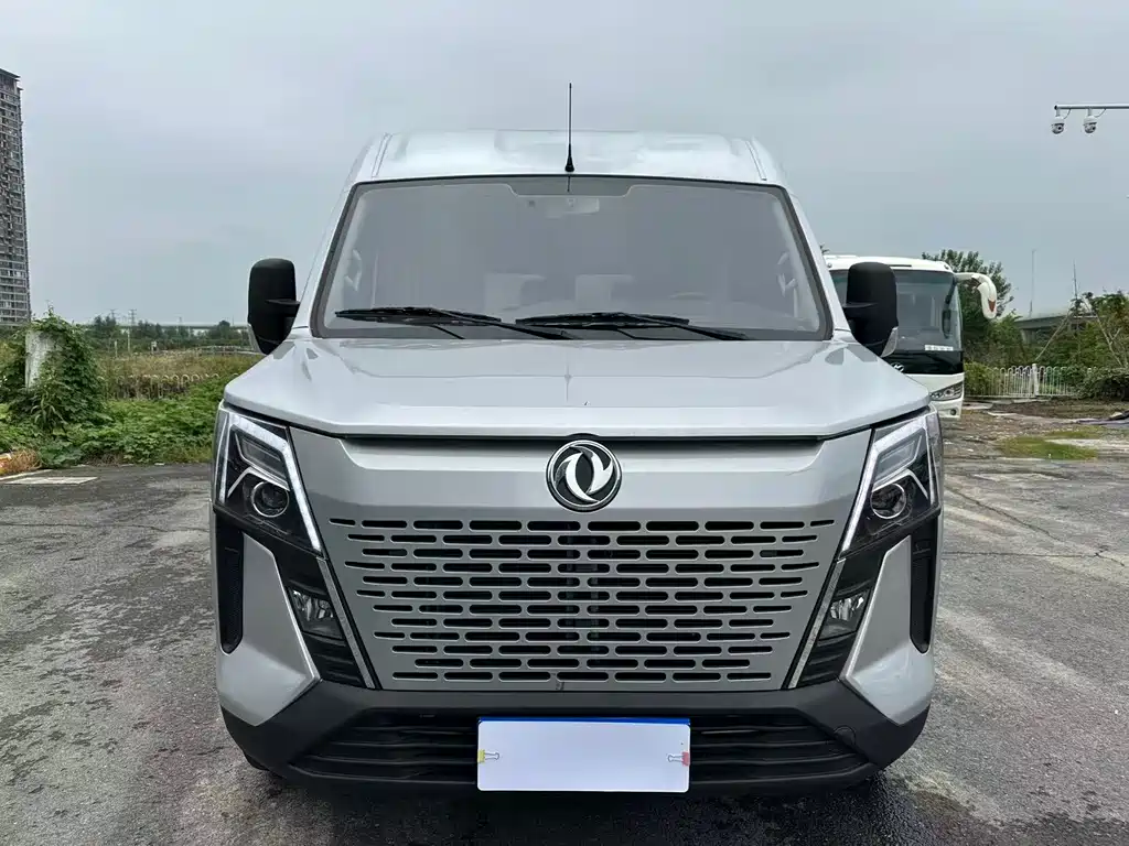 Dongfeng Yufeng Yufeng 2023 V9+ 2.0T Automatic Front-Wheel Drive Multi-Purpose Short Wheelbase Medium Roof 5/6 Seats 2023 - thumbnail 2
