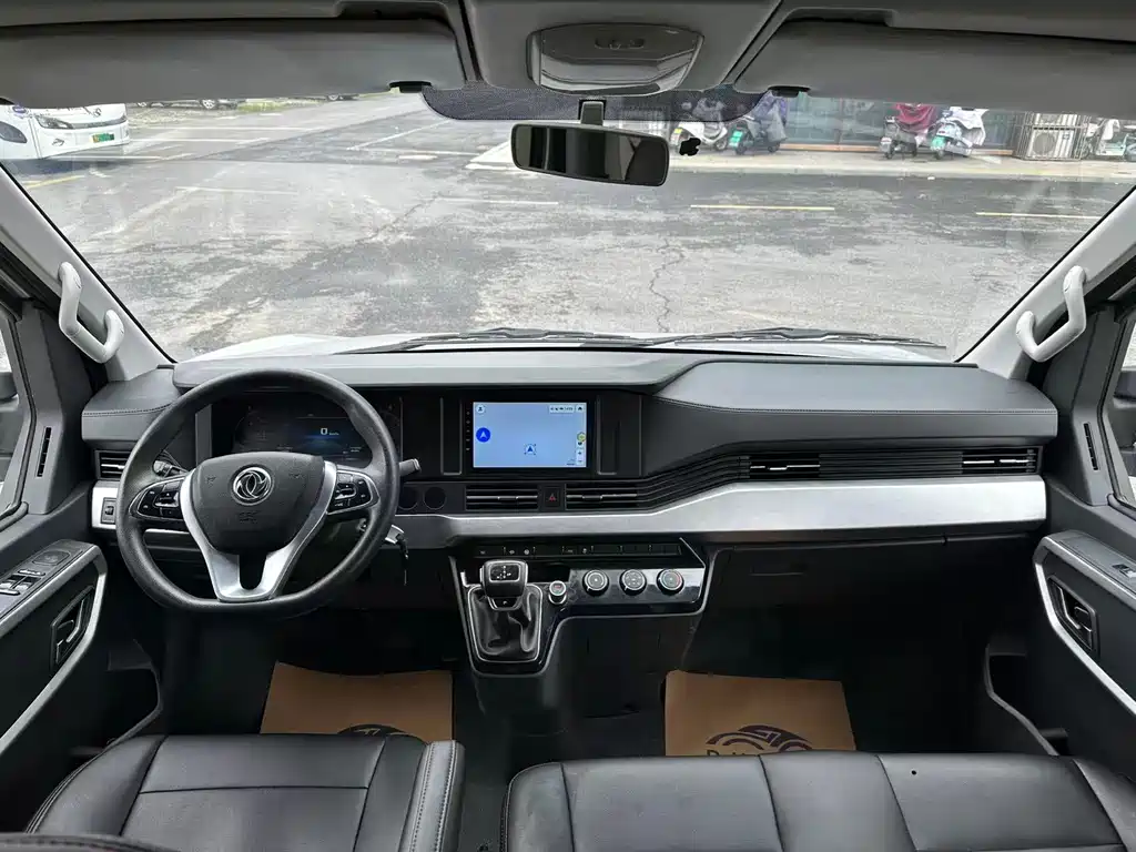 Dongfeng Yufeng Yufeng 2023 V9+ 2.0T Automatic Front-Wheel Drive Multi-Purpose Short Wheelbase Medium Roof 5/6 Seats 2023 - thumbnail 4