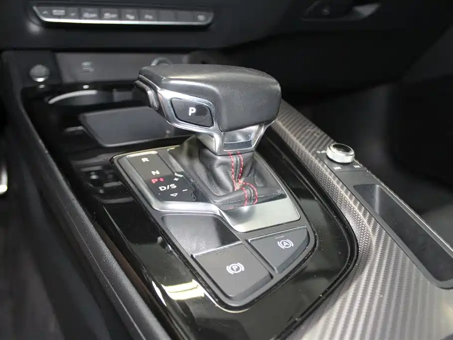 Audi Audi A4L 2022 40 TFSI quattro RS Package Fuel Speed Edition 2022 - thumbnail 13