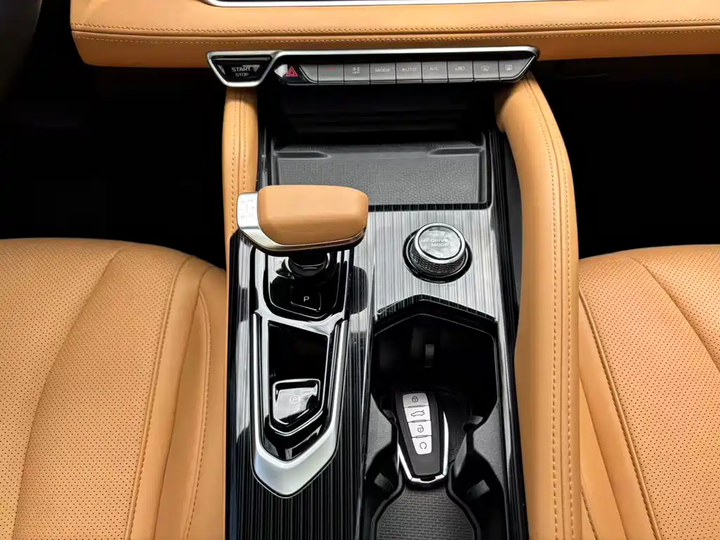 Geely Auto Star Tour L Extended Range Electric 2022 1.5T DHT Extended Range Electric Flagship Edition 2022 - thumbnail 13