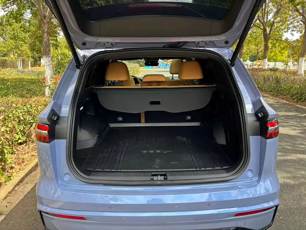 Geely Auto Star Tour L Extended Range Electric 2022 1.5T DHT Extended Range Electric Flagship Edition 2022 - thumbnail 28