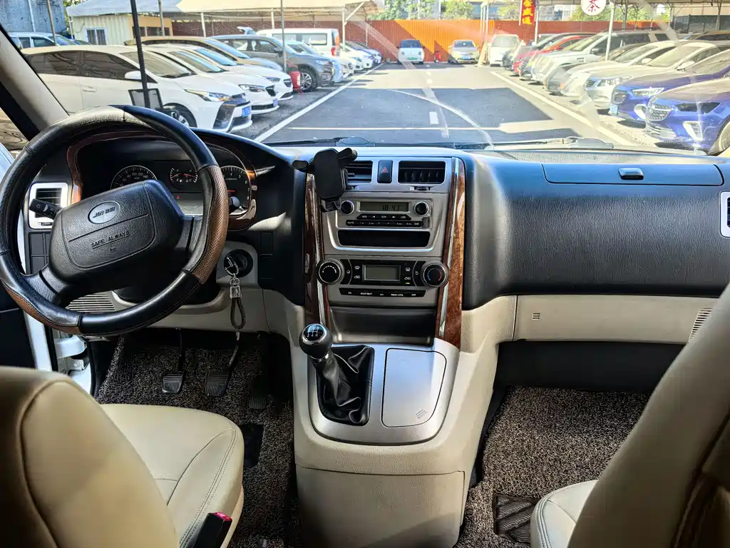 Jinbei Grearis 2019 2.0L Express Flagship 9-seater VI 1TZS 2019 - thumbnail 8