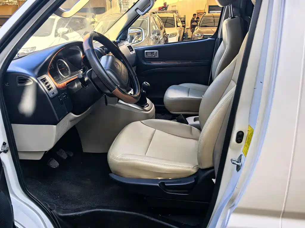 Jinbei Grearis 2019 2.0L Express Flagship 9-seater VI 1TZS 2019 - thumbnail 9