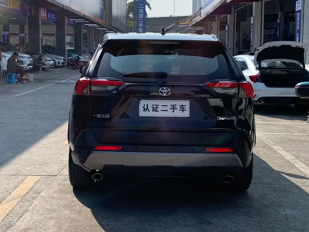 Toyota RAV4 2022 2.0L CVT 2WD Fashion Edition 2022 - thumbnail 8