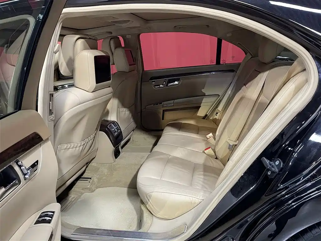 Mercedes-Benz Mercedes-Benz S-Class 2012 S 300 L Premium Grand Edition 2012 - thumbnail 6