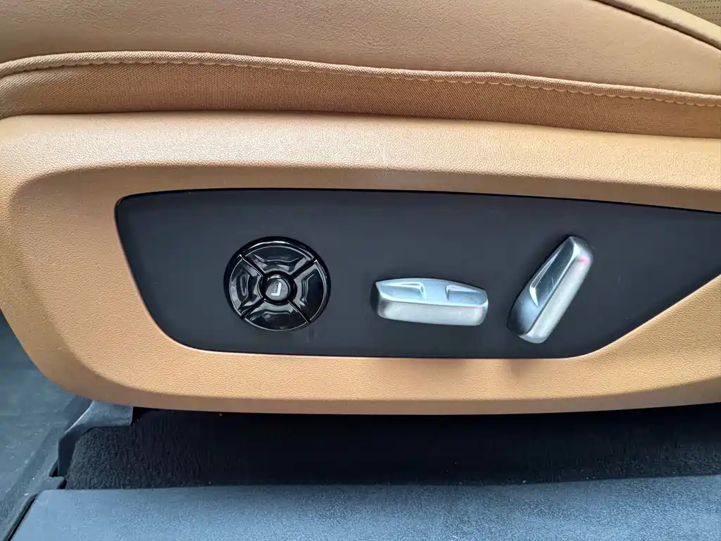 Li Auto Li ONE 2021 Extended Range 6-Seat Version 2022 - thumbnail 13