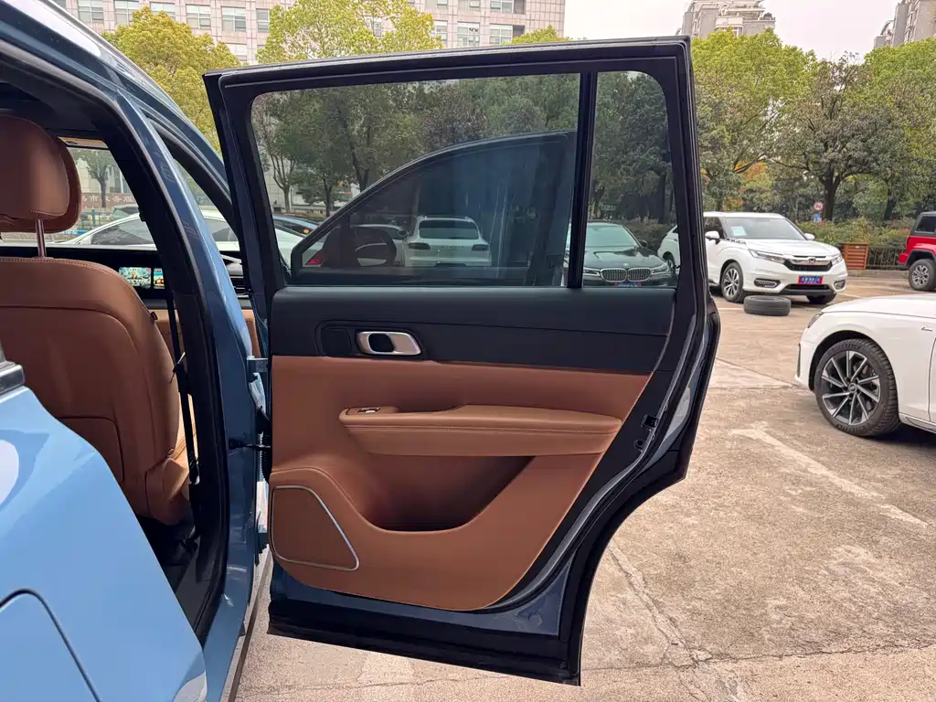 Li Auto Li ONE 2021 Extended Range 6-Seat Version 2022 - thumbnail 15