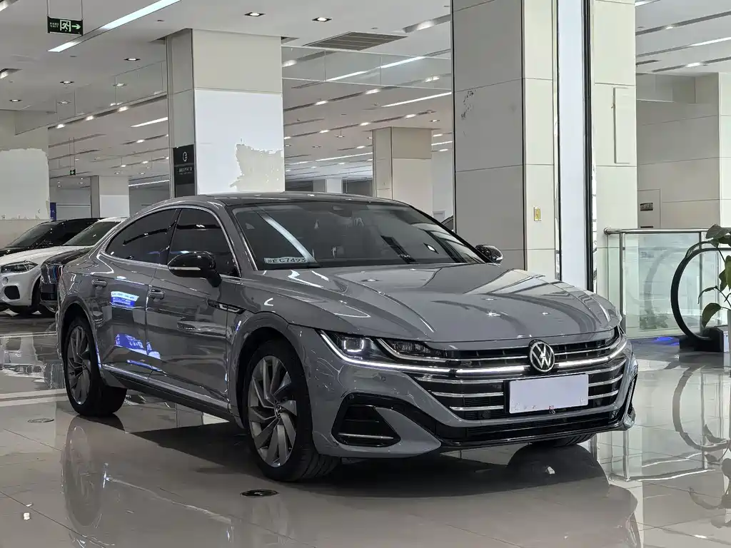 Volkswagen FAW-Volkswagen CC 2023 380TSI Dazzling Edition 2023 - thumbnail 3