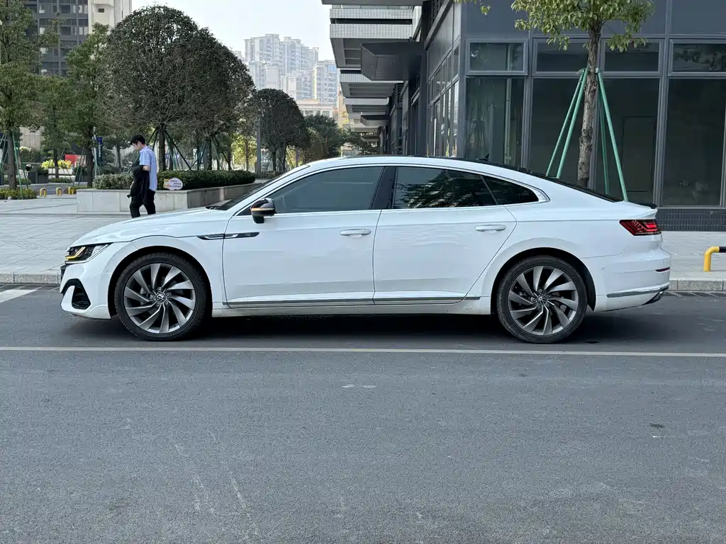 Volkswagen Faw-Volkswagen CC 2023 380TSI Dazzle Edition 2023 - thumbnail 7