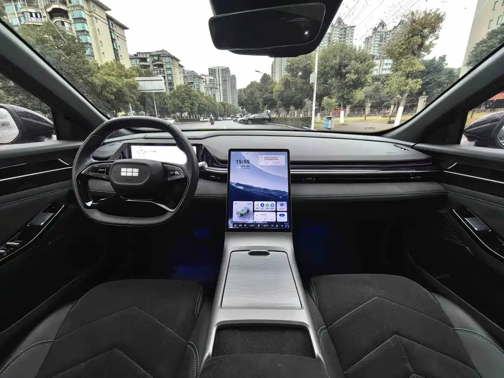 Geely Galaxy Geely Galaxy L6 2024 Model 125km Creative Edition 2024 - thumbnail 6