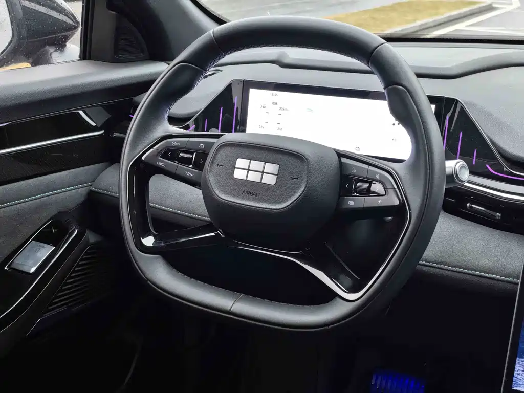 Geely Galaxy Geely Galaxy L6 2024 Model 125km Creative Edition 2024 - thumbnail 8