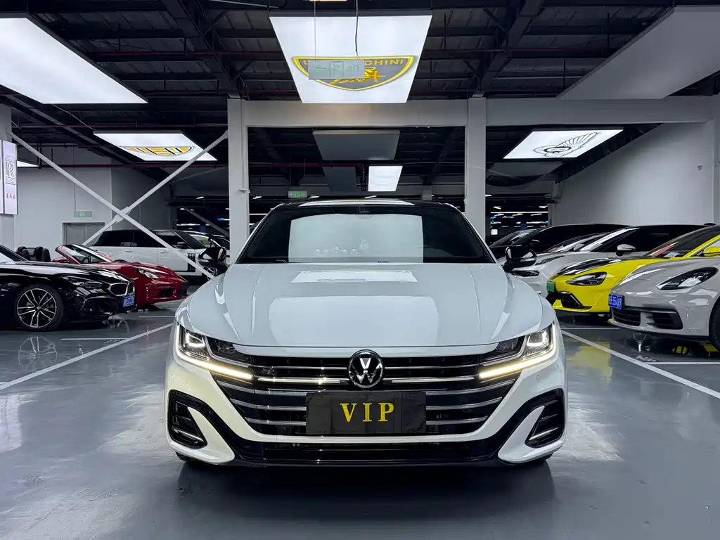 Volkswagen Faw-Volkswagen CC 2023 380TSI Dazzling Edition 2023 - thumbnail 2