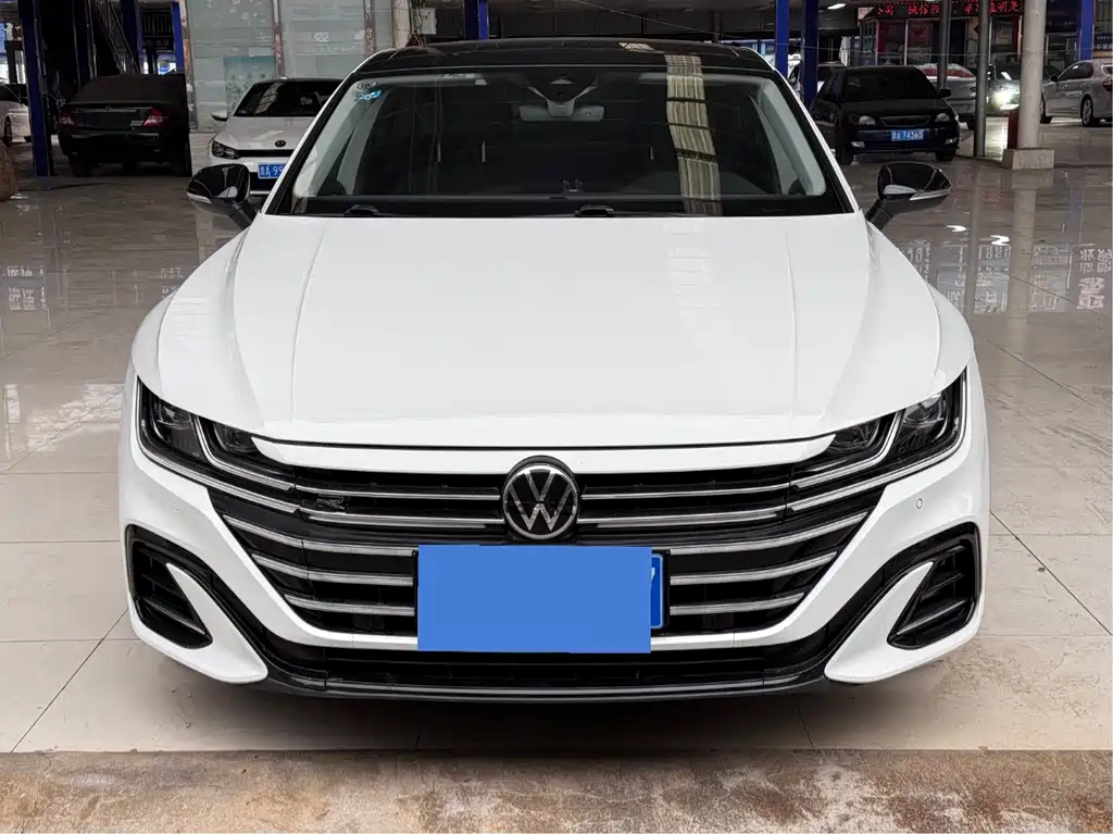 Volkswagen Faw-Volkswagen CC 2023 380TSI Dazzling Edition 2023 - thumbnail 2