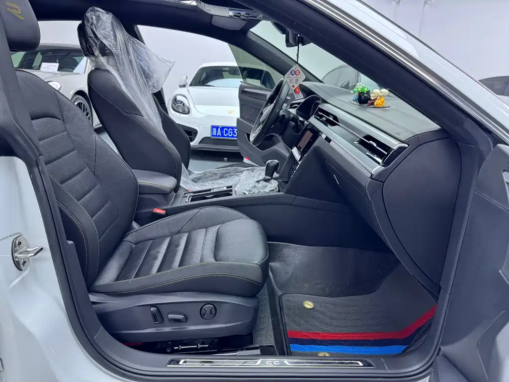 Volkswagen Faw-Volkswagen CC 2023 380TSI Dazzling Edition 2023 - thumbnail 11