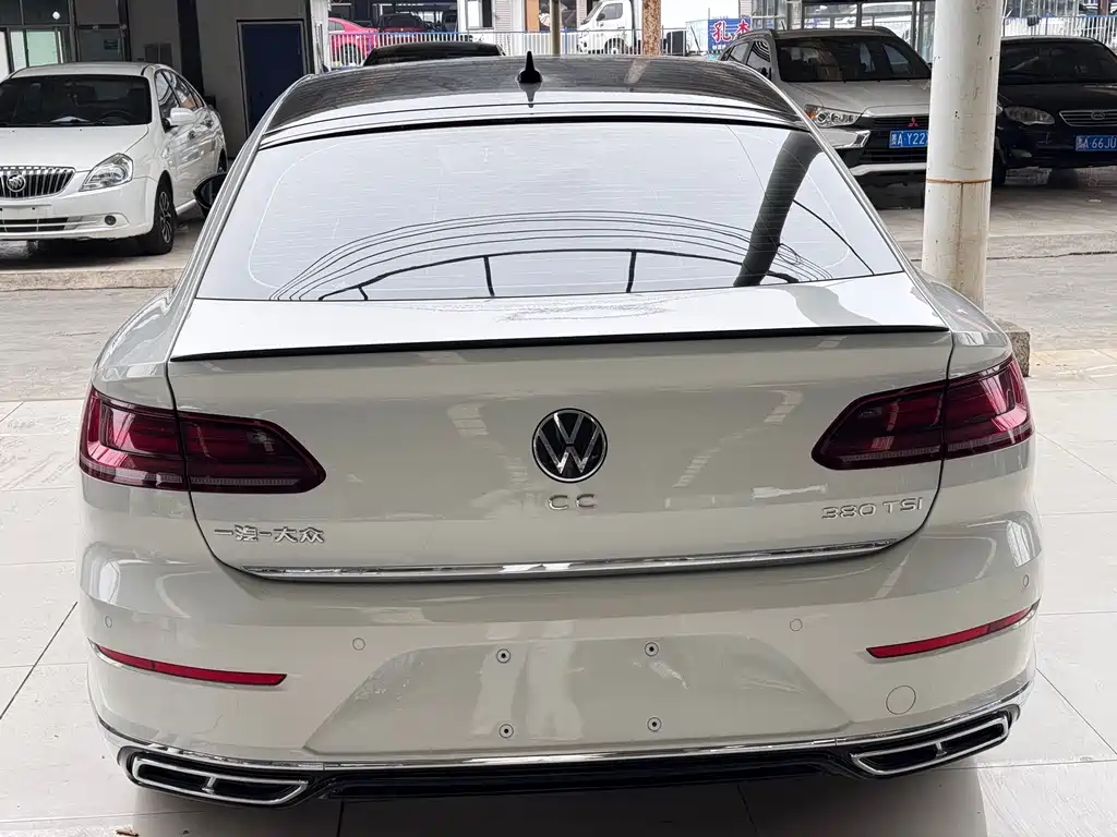 Volkswagen Faw-Volkswagen CC 2023 380TSI Dazzling Edition 2023 - thumbnail 8