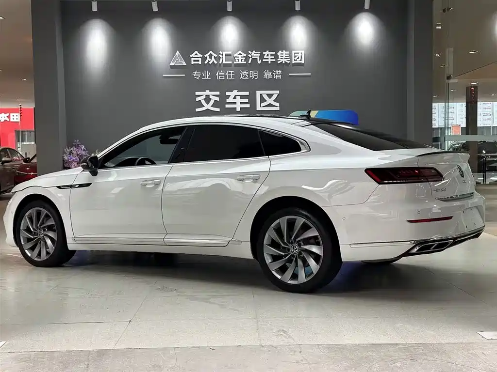 Volkswagen FAW-Volkswagen CC 2023 380TSI Dazzling Edition 2022 - thumbnail 6