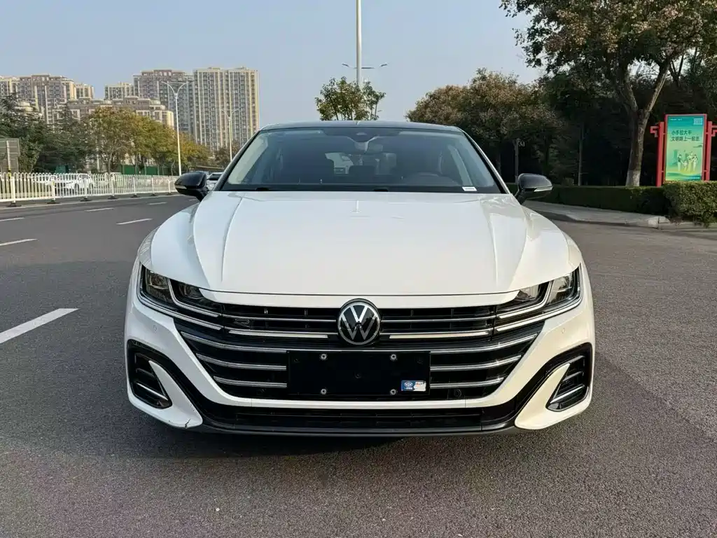 Volkswagen Faw-Volkswagen CC 2023 380TSI Dazzling Edition 2023 - thumbnail 2
