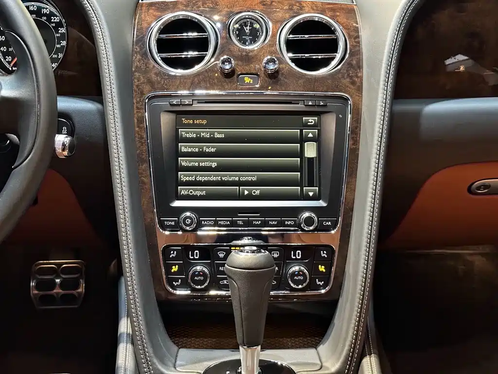 Bentley Bentley Continental GT 2017 4.0T V8 Standard Edition 2019 - thumbnail 10