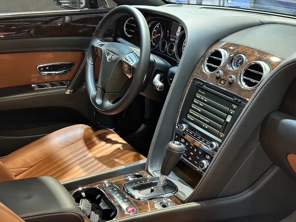 Bentley Bentley Continental GT 2017 4.0T V8 Standard Edition 2019 - thumbnail 12