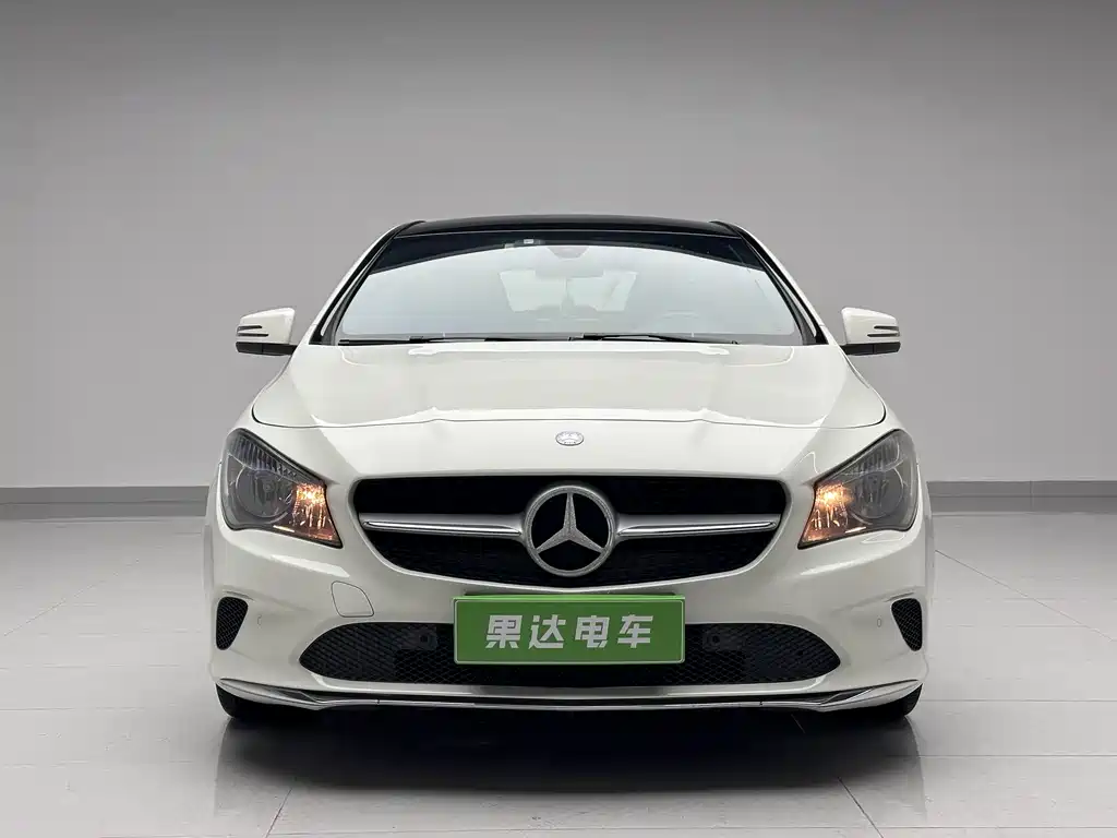 Mercedes-Benz Mercedes-Benz CLA (Imported) 2016 Model Facelift CLA 200 Sport Edition 2017 - thumbnail 2