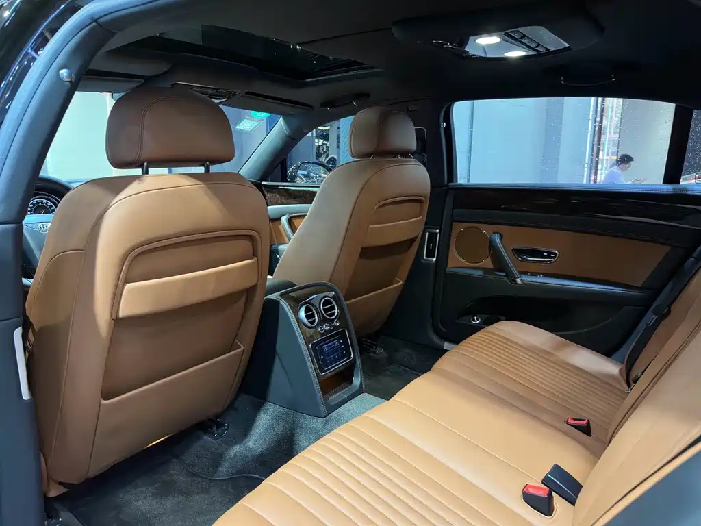 Bentley Bentley Continental GT 2017 4.0T V8 Standard Edition 2019 - thumbnail 18