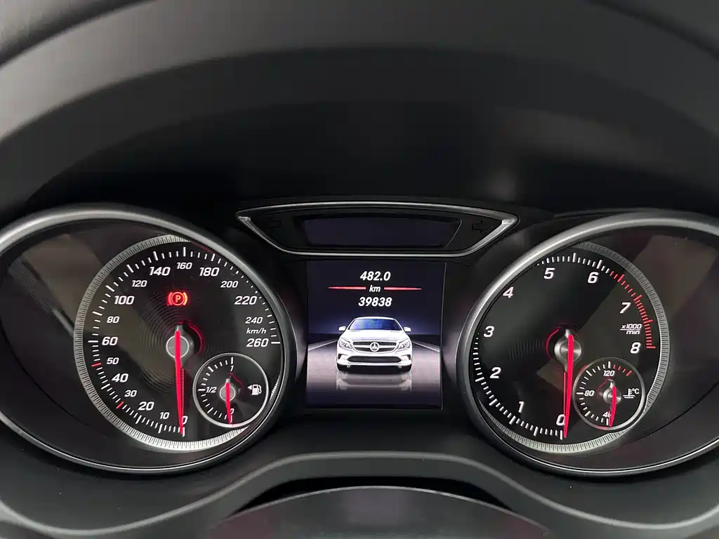 Mercedes-Benz Mercedes-Benz CLA (Imported) 2016 Model Facelift CLA 200 Sport Edition 2017 - thumbnail 15