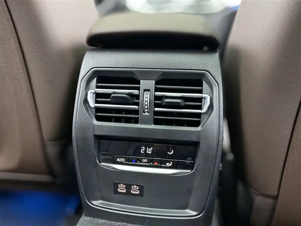 BMW BMW 3 Series 2023 320Li M Sport Package 2024 - thumbnail 25