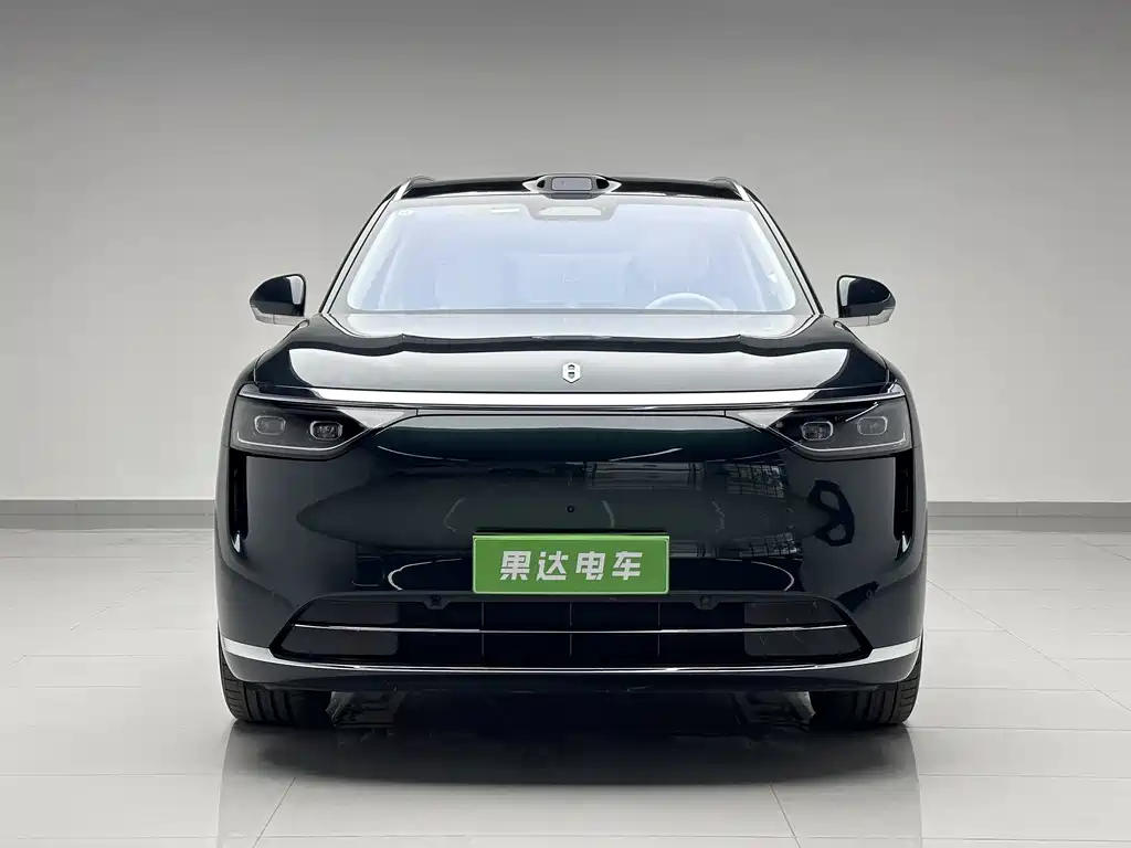 AITO Aito M8 2025 Extended Range Max+ 53.4kWh 6-seater 2025 - thumbnail 2