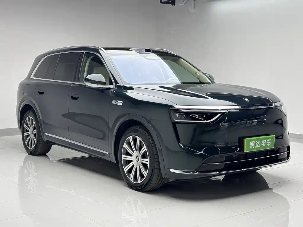 AITO Aito M8 2025 Extended Range Max+ 53.4kWh 6-seater 2025 - thumbnail 3