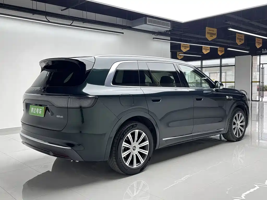 AITO Aito M8 2025 Extended Range Max+ 53.4kWh 6-seater 2025 - thumbnail 6